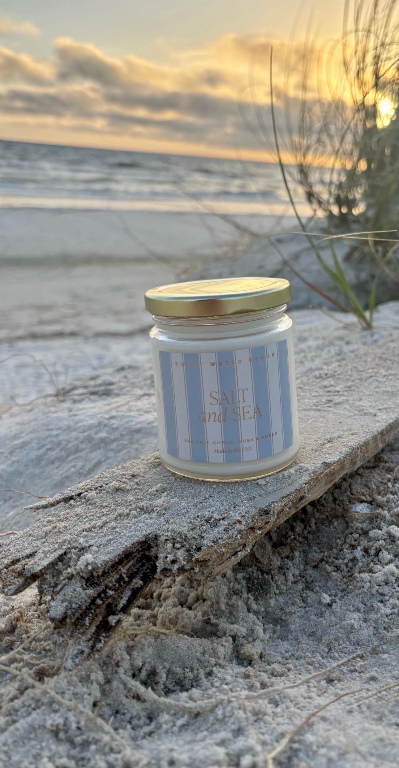 “Salt and Sea 9oz Soy Candle”