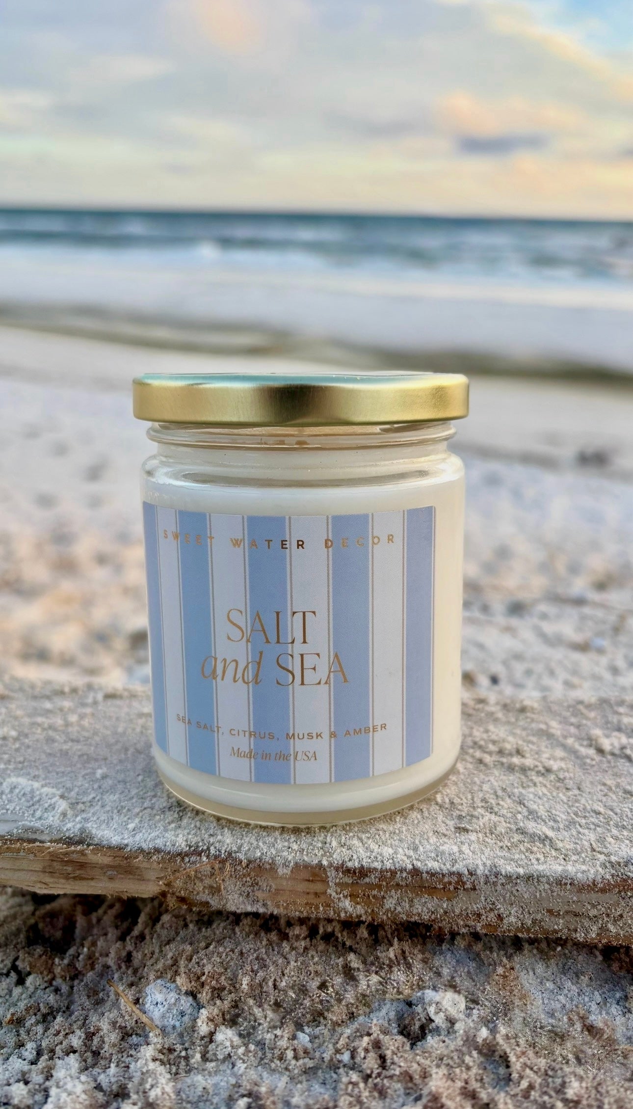 “Salt and Sea 9oz Soy Candle”