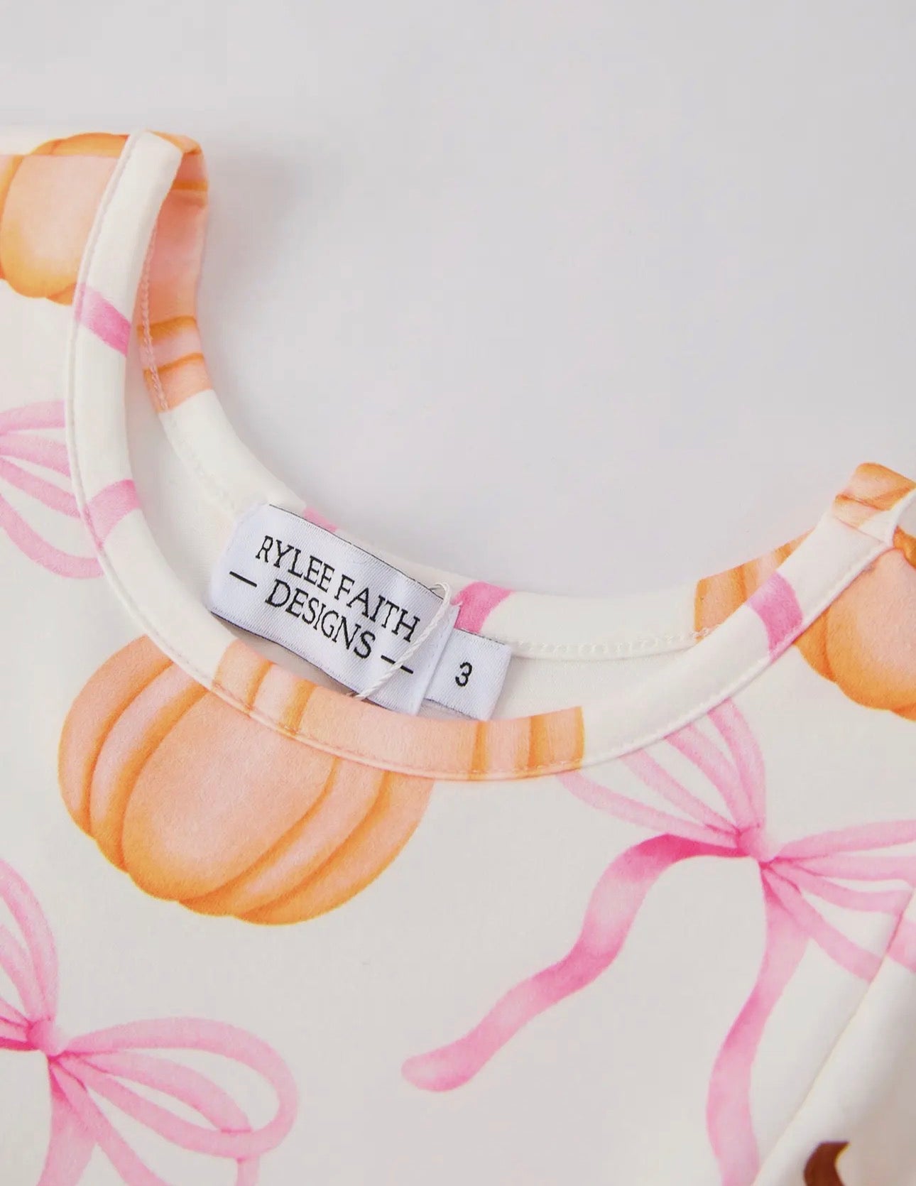 “Pumpkin Bow Print Long Sleeve Dress”
